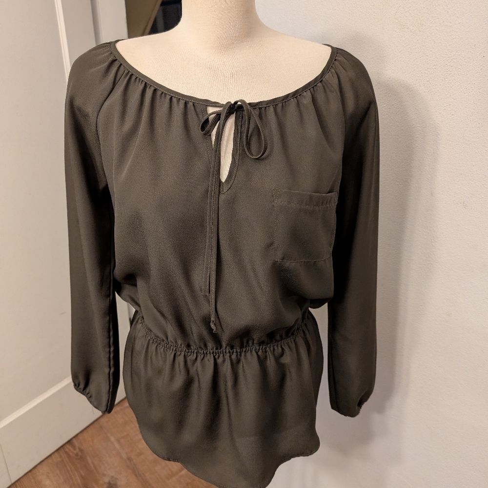 Eight Sixty Green Blouse Size S